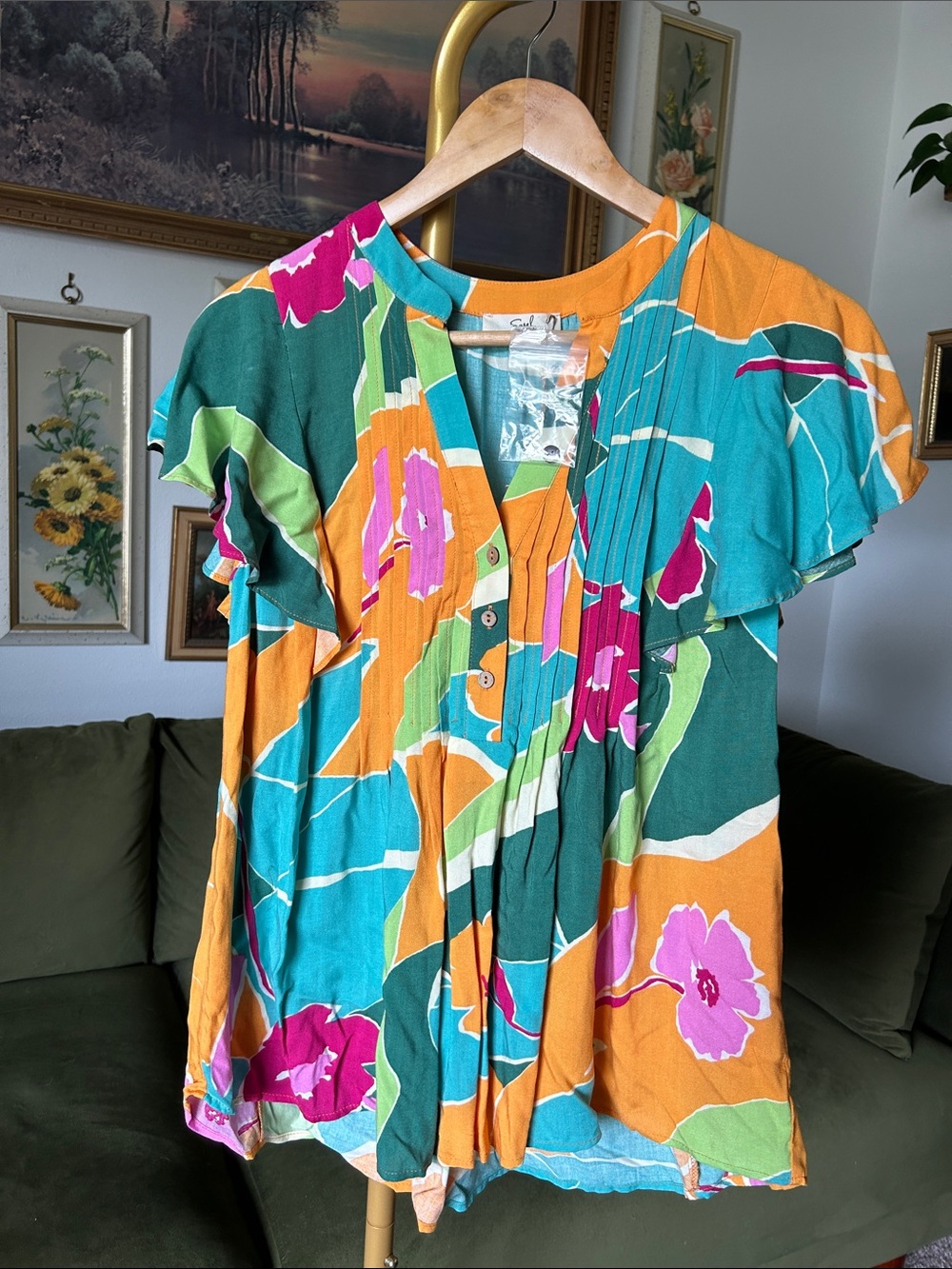 Easel Los Angeles Tropical Floral Button Front Blouse in Teal & Orange